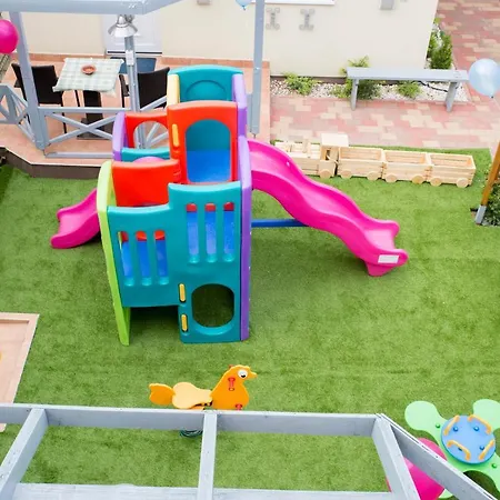 Centrum Panzio 3* דברצן