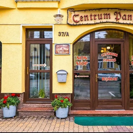 Pensiune Centrum Panzió Debreţin