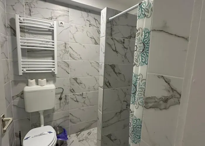 Centrum Panzio בית הארחה דברצן